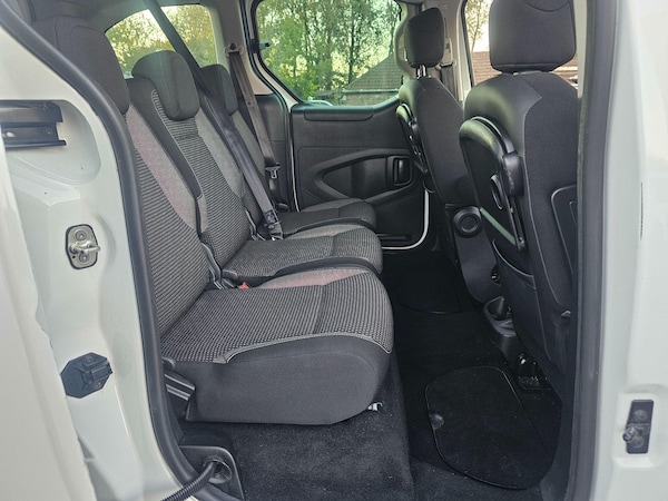 Used Peugeot Partner Tepee 2017 for sale - 76072233: Photo 25