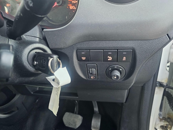 Used Peugeot Partner Tepee 2017 for sale - 76072233: Photo 26