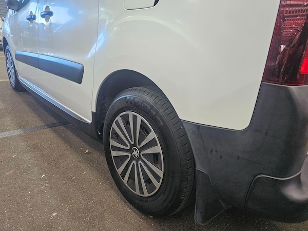 Used Peugeot Partner Tepee 2017 for sale - 76072233: Photo 34