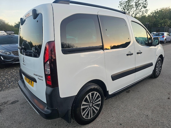 Used Peugeot Partner Tepee 2017 for sale - 76072233: Photo 9