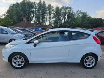 2012 (62) - 1.25 Zetec 3dr [82]