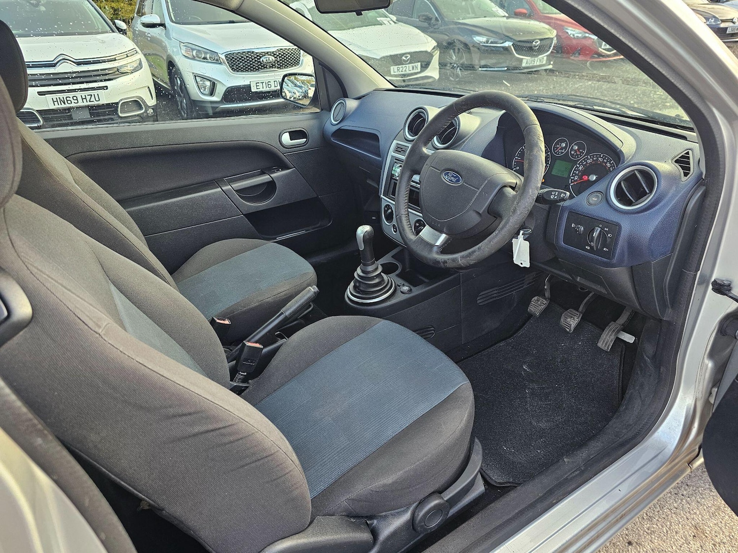 Used Ford Fiesta 2006 for sale - 76336975: Photo 3
