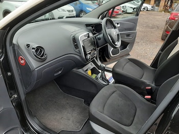 Used Renault Captur 2022 for sale - 77376020: Photo