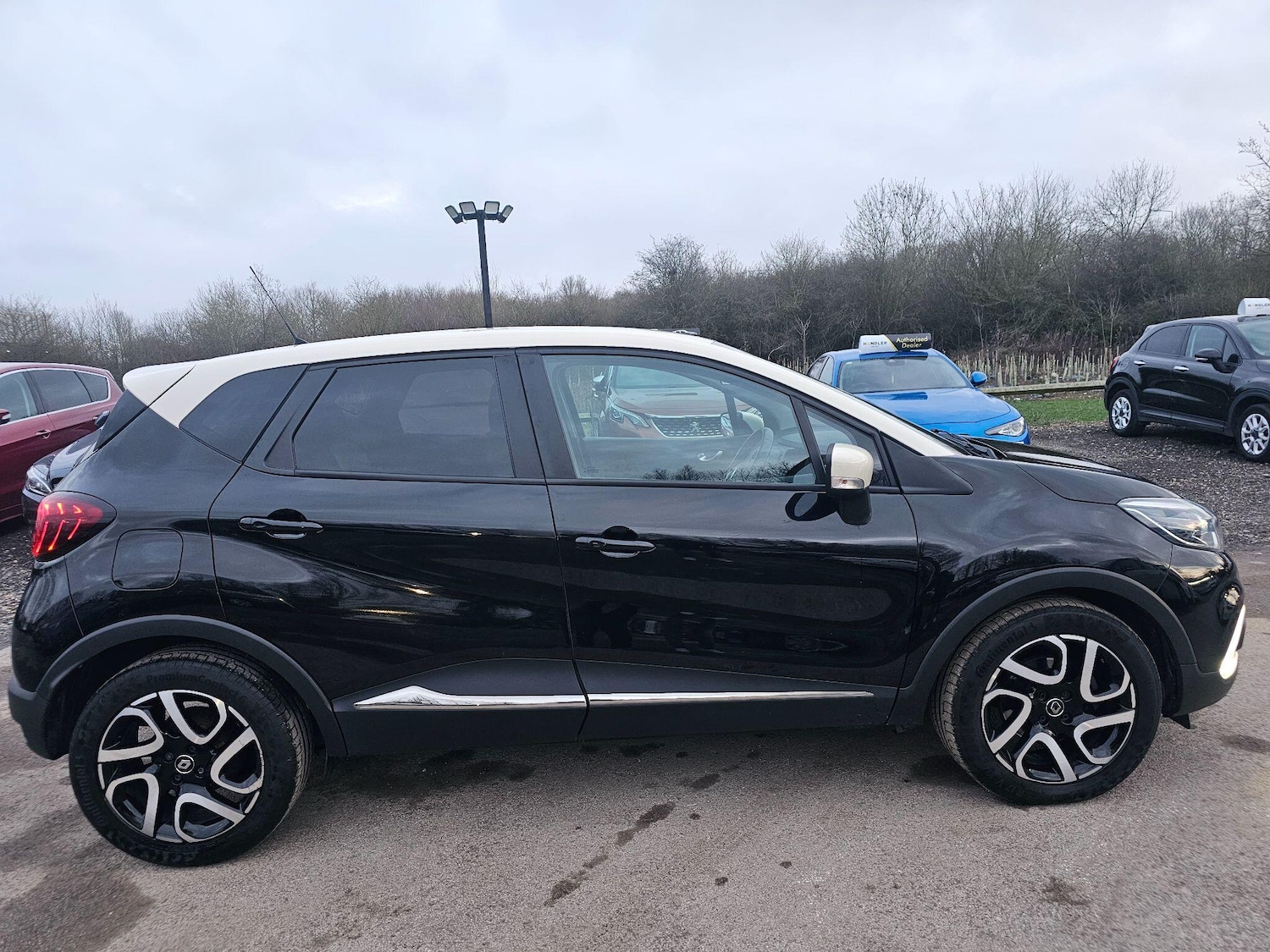 Used Renault Captur 2022 for sale - 77376020: Photo 5