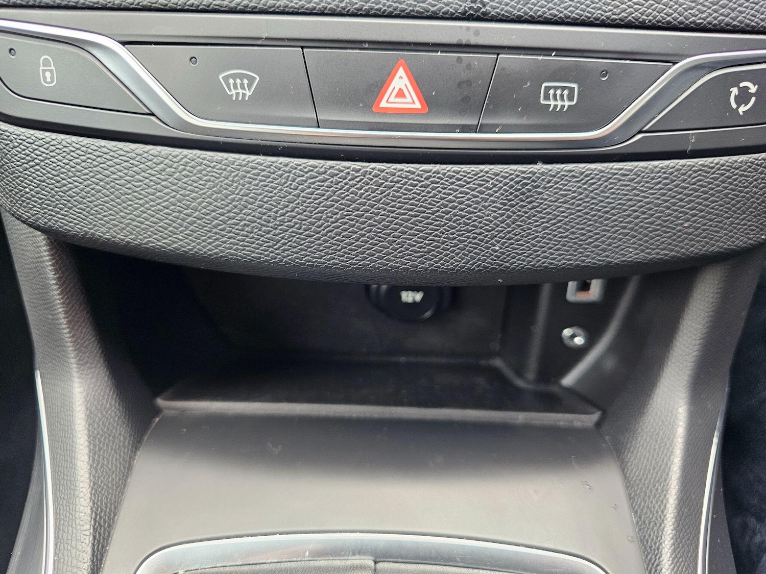 Used Peugeot 308 2014 for sale - 77377599: Photo 24