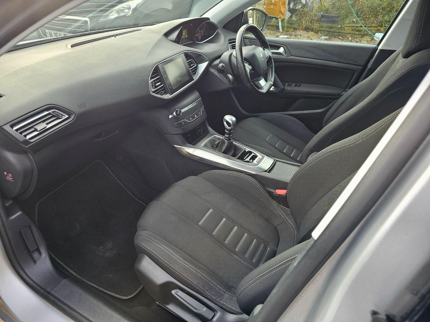 Used Peugeot 308 2014 for sale - 77377599: Photo 4