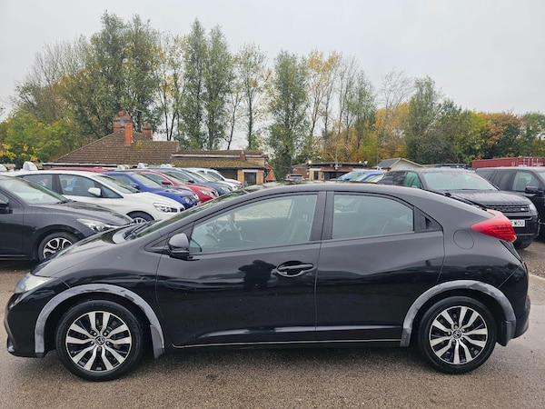Used Honda Civic 2013 for sale - 76260269: Photo 2
