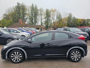 Used Honda Civic 2013 for sale - 76260269: Photo 2