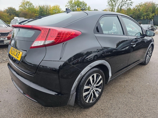 Used Honda Civic 2013 for sale - 76260269: Photo 9