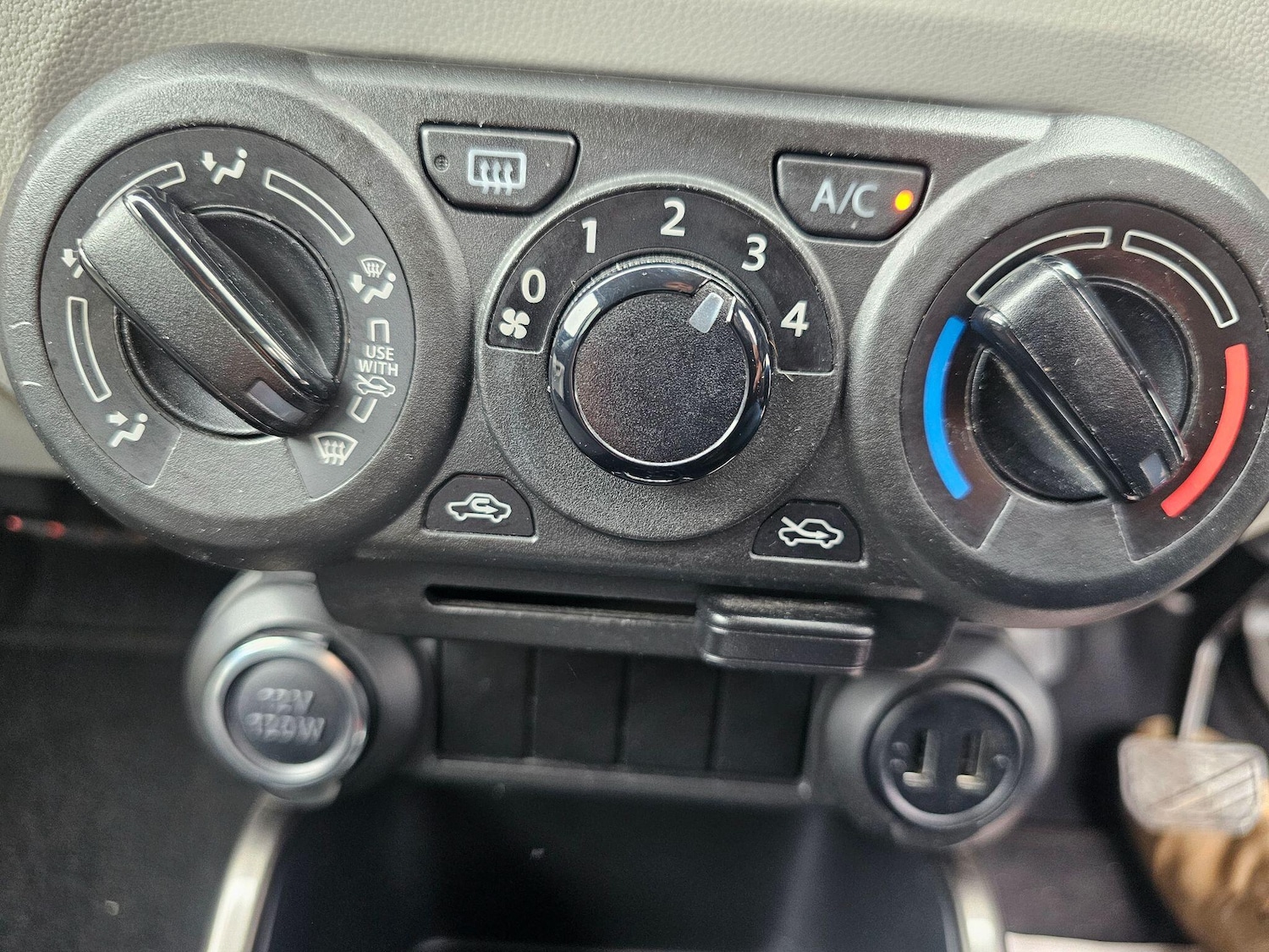 Used Suzuki Ignis for sale - 77704679: Photo 15