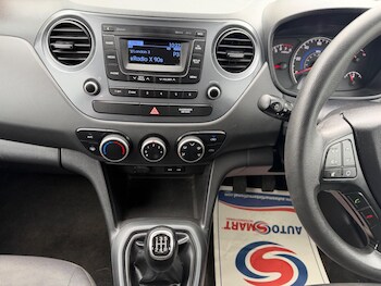 Used Hyundai i10 2017 for sale - 78362892: Photo