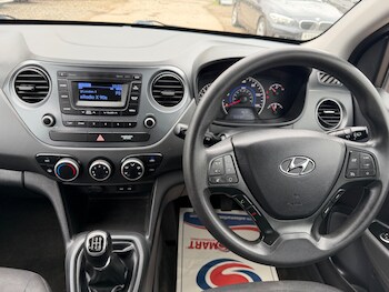 Used Hyundai i10 2017 for sale - 78362892: Photo