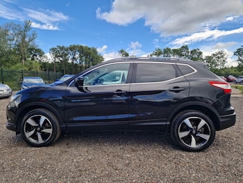 Used Nissan Qashqai 2016 for sale - 78842536: Photo