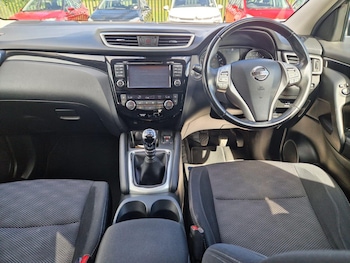 Used Nissan Qashqai 2016 for sale - 78842536: Photo
