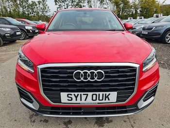 Audi - Q2