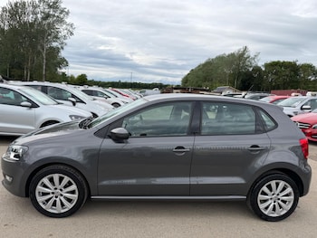 Used Volkswagen Polo 2010 for sale - 78965651: Photo