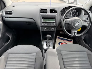 Used Volkswagen Polo 2010 for sale - 78965651: Photo