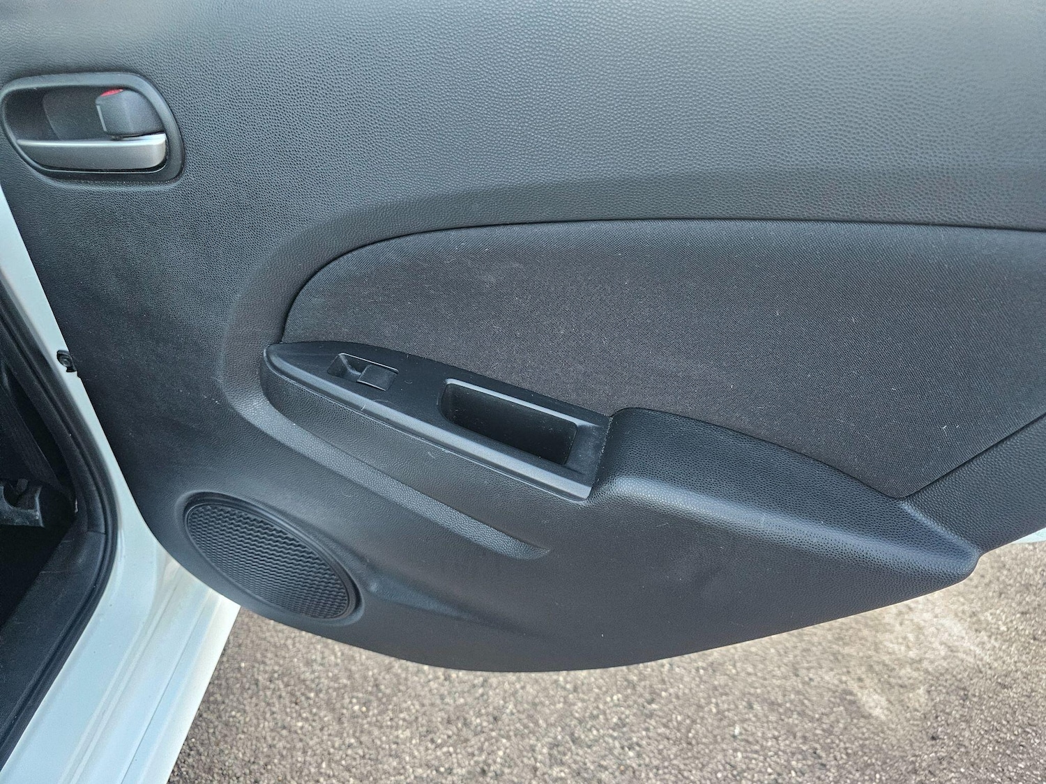 Used Mazda Mazda2 2012 for sale - 77358866: Photo 17