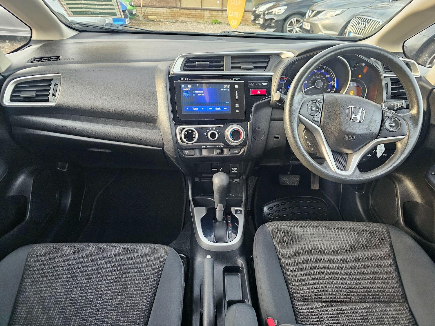 Used Honda Jazz 2017 for sale - 76926056: Photo 3