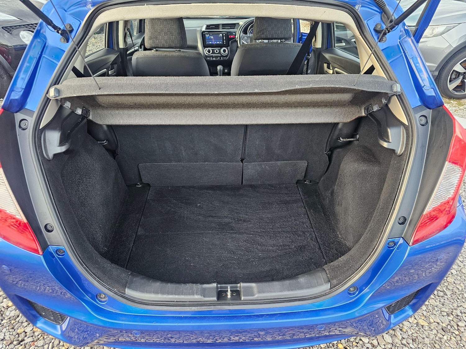 Used Honda Jazz 2017 for sale - 76926056: Photo 30