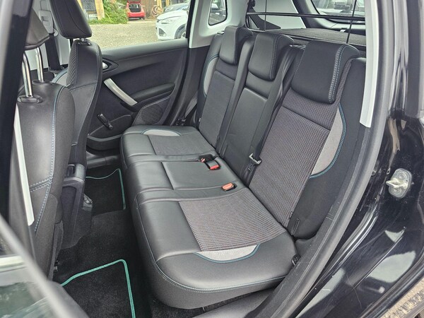 Used Peugeot 2008 2015 for sale - 76084903: Photo 15