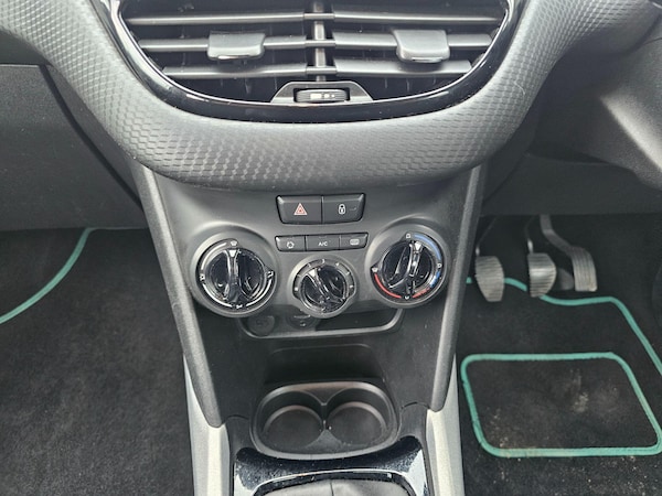 Used Peugeot 2008 2015 for sale - 76084903: Photo 17