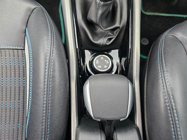 Used Peugeot 2008 2015 for sale - 76084903: Photo 18