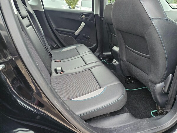 Used Peugeot 2008 2015 for sale - 76084903: Photo 21