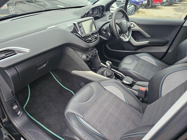Used Peugeot 2008 2015 for sale - 76084903: Photo 4
