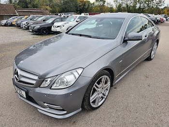 Used Mercedes-Benz E-Class 2011 for sale - 76121483: Photo