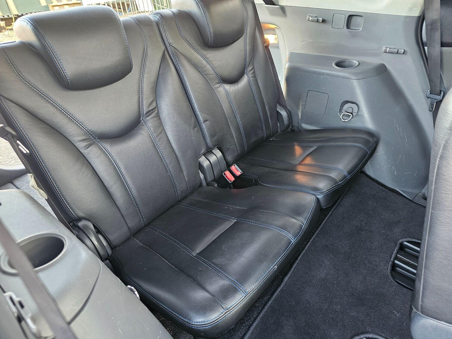 Used Toyota Prius+ 2012 for sale - 77839658: Photo 30