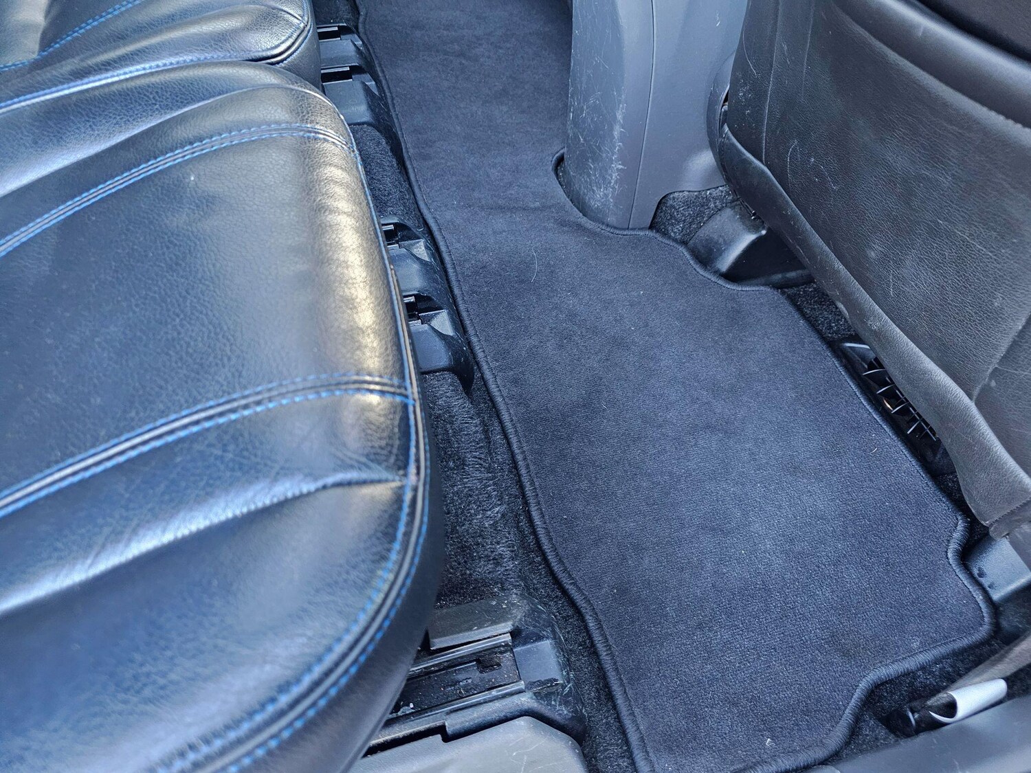 Used Toyota Prius+ 2012 for sale - 77839658: Photo 44