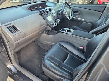 Used Toyota Prius+ 2012 for sale - 77839658: Photo