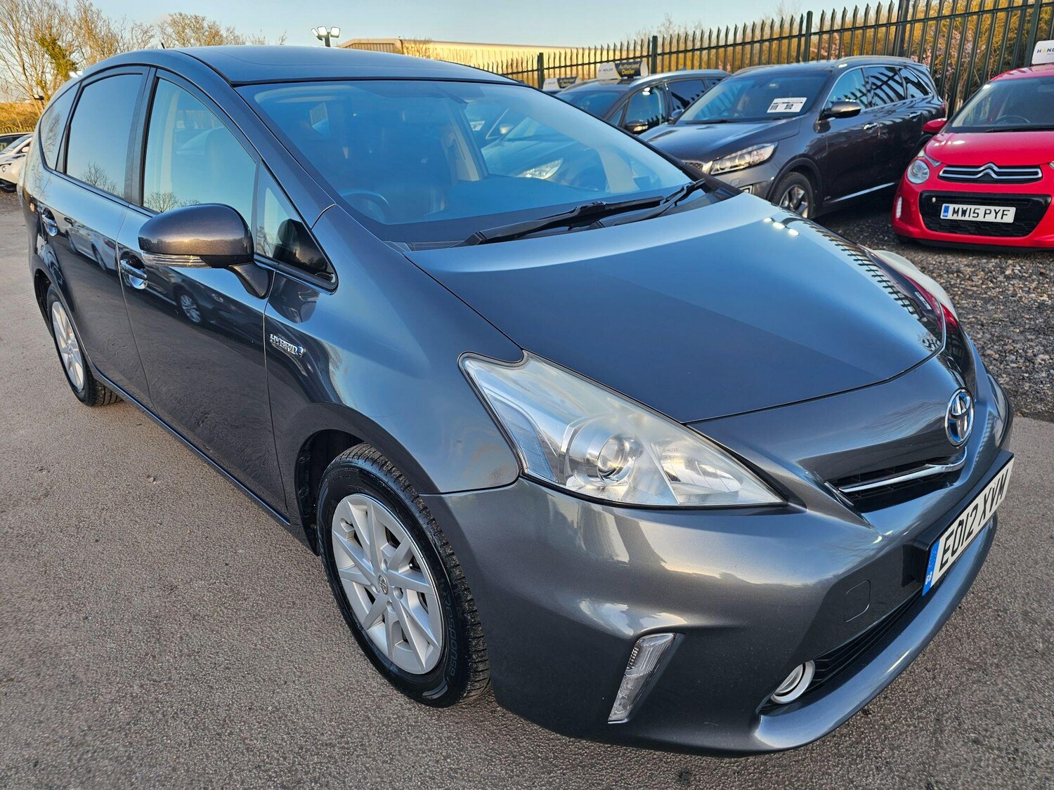 Used Toyota Prius+ 2012 for sale - 77839658: Photo 8