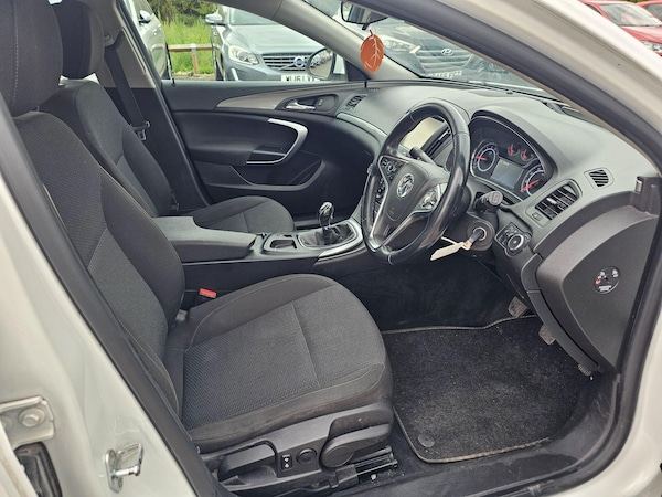 Used Vauxhall Insignia 2015 for sale - 75677653: Photo 5