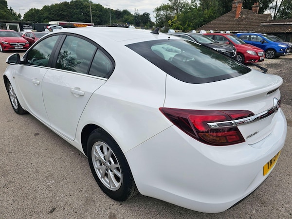Used Vauxhall Insignia 2015 for sale - 75677653: Photo 8
