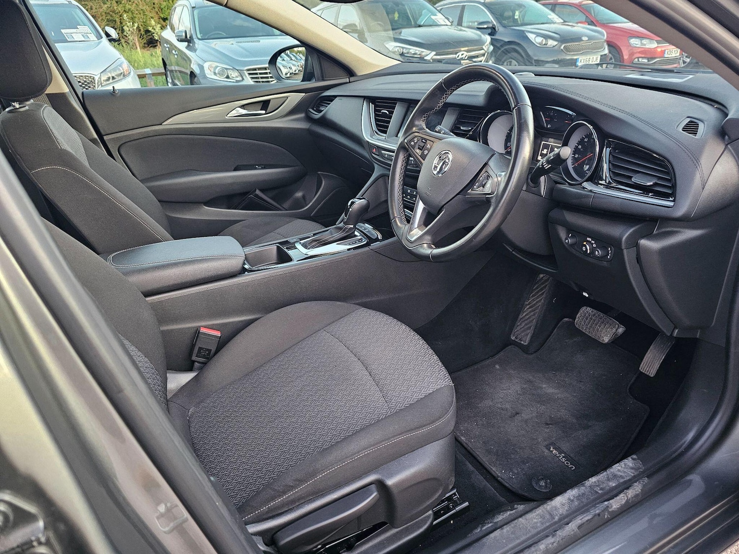 Used Vauxhall Insignia 2018 for sale - 75866912: Photo 5