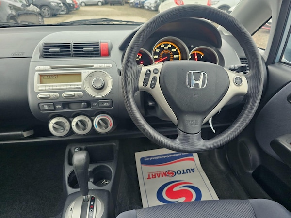 Used Honda Jazz 2005 for sale - 76295323: Photo 13