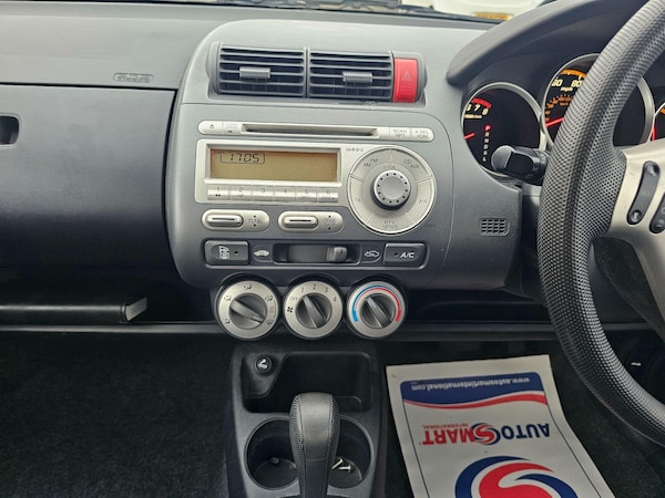 Used Honda Jazz 2005 for sale - 76295323: Photo 14