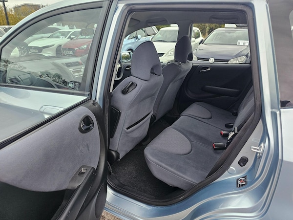 Used Honda Jazz 2005 for sale - 76295323: Photo 17