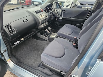 Used Honda Jazz 2005 for sale - 76295323: Photo 3