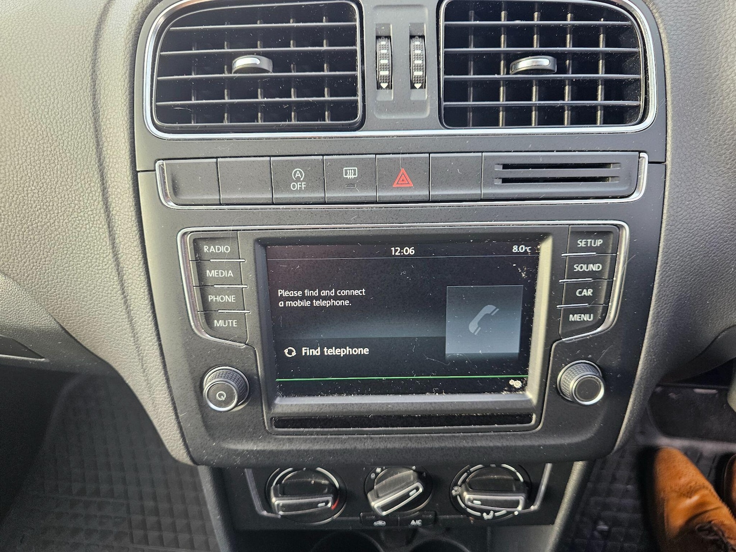 Used Volkswagen Polo 2015 for sale - 76671425: Photo 18