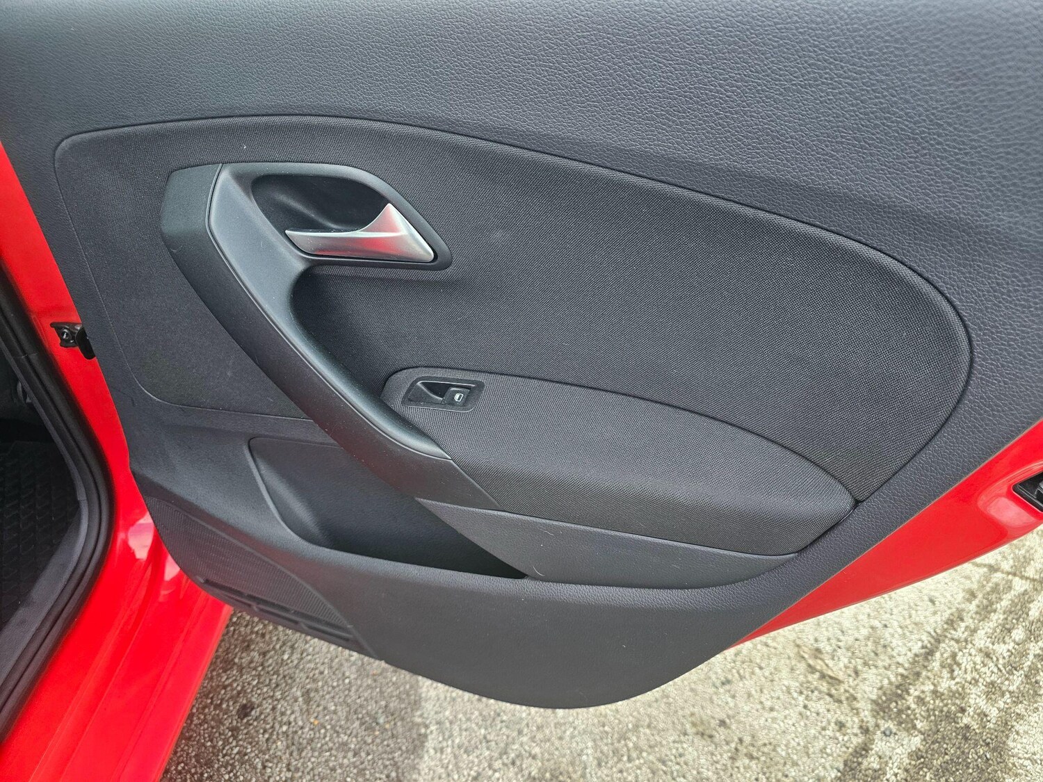 Used Volkswagen Polo 2015 for sale - 76671425: Photo 25