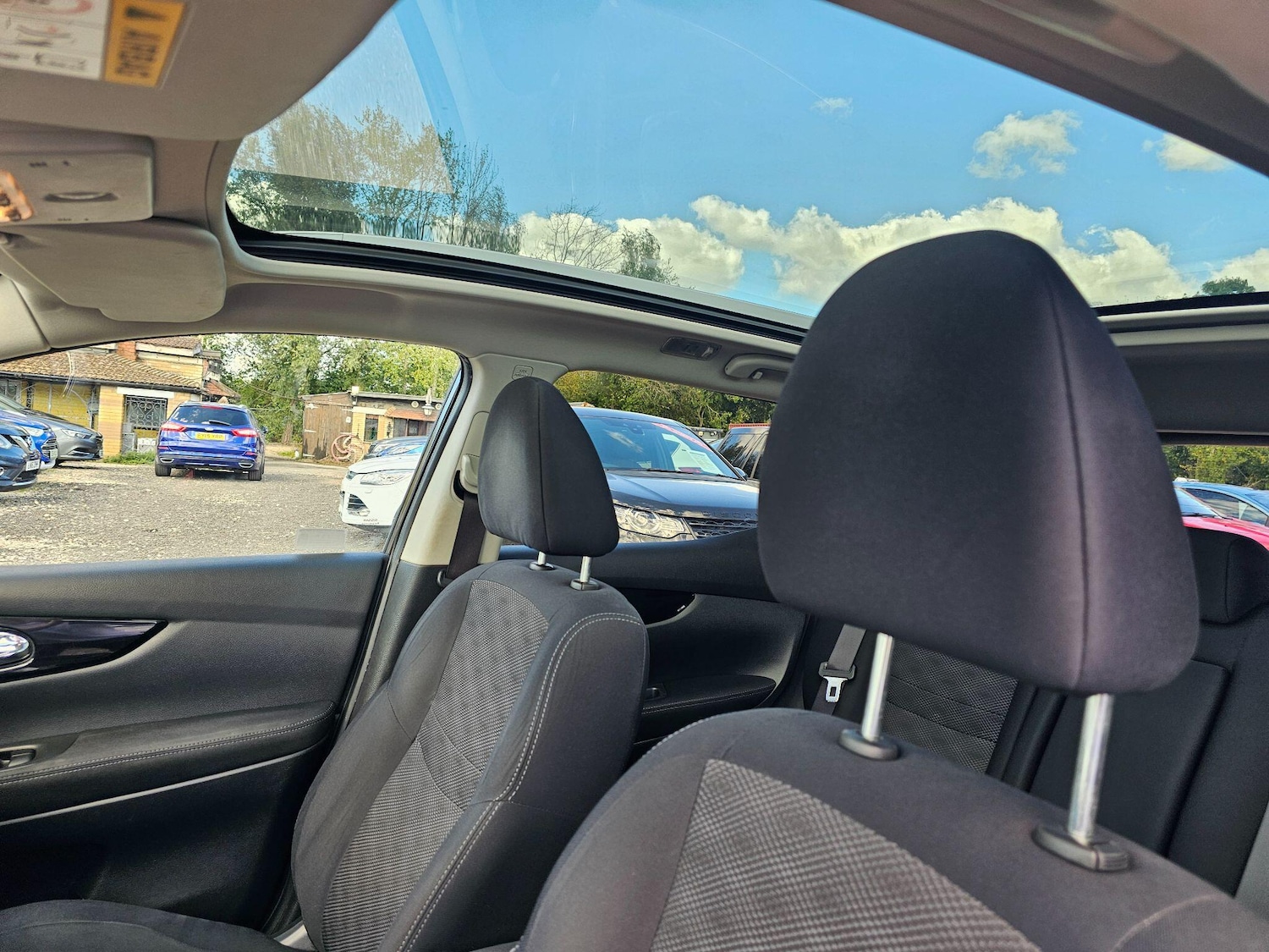 Used Nissan Qashqai 2016 for sale - 76294877: Photo 17