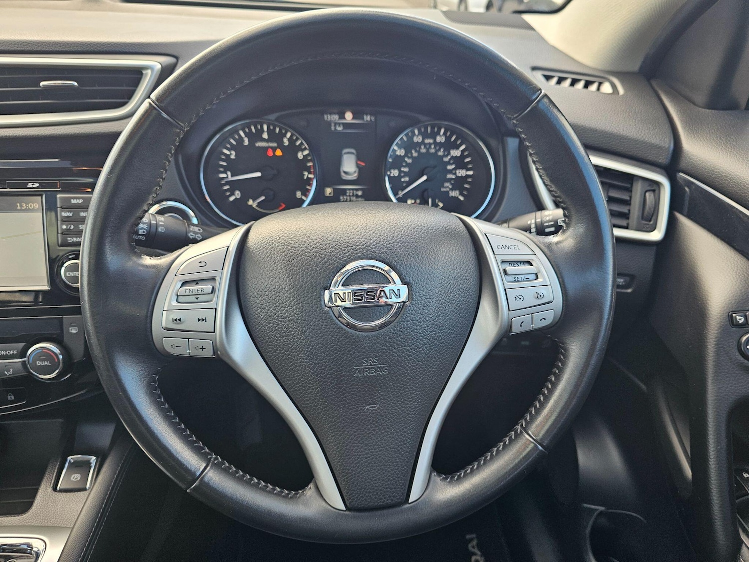Used Nissan Qashqai 2016 for sale - 76294877: Photo 20