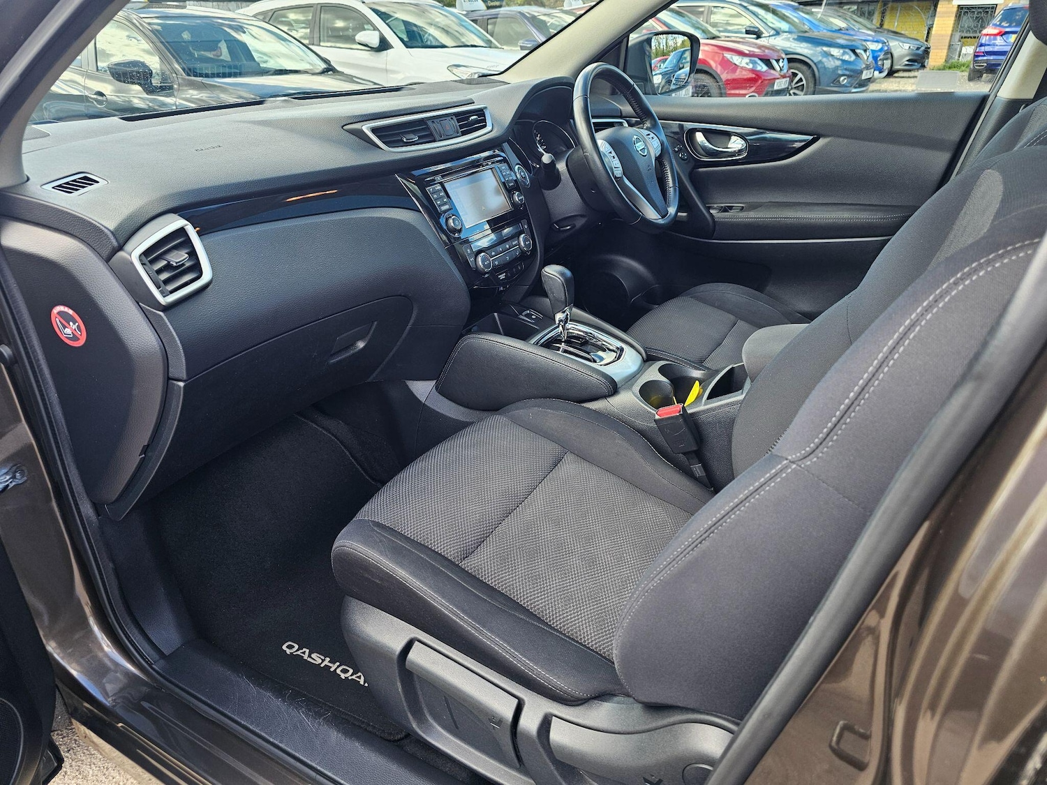 Used Nissan Qashqai 2016 for sale - 76294877: Photo 4