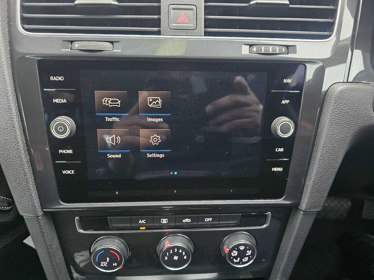 Used Volkswagen Golf 2017 for sale - 76786655: Photo 19