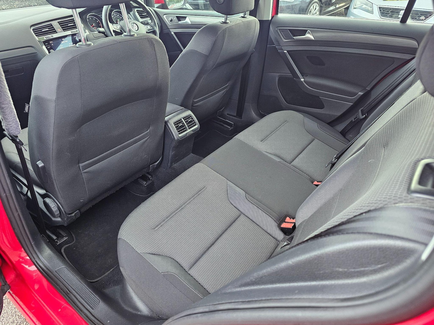 Used Volkswagen Golf 2017 for sale - 76786655: Photo 49