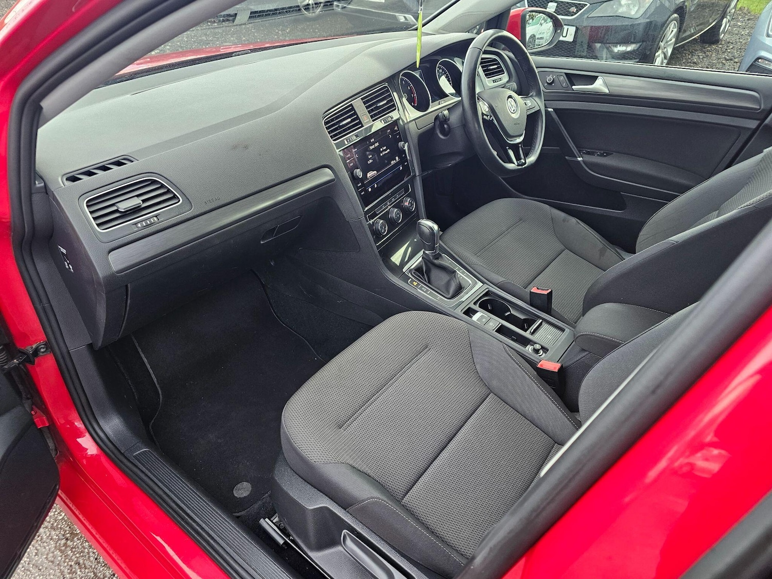 Used Volkswagen Golf 2017 for sale - 76786655: Photo 50