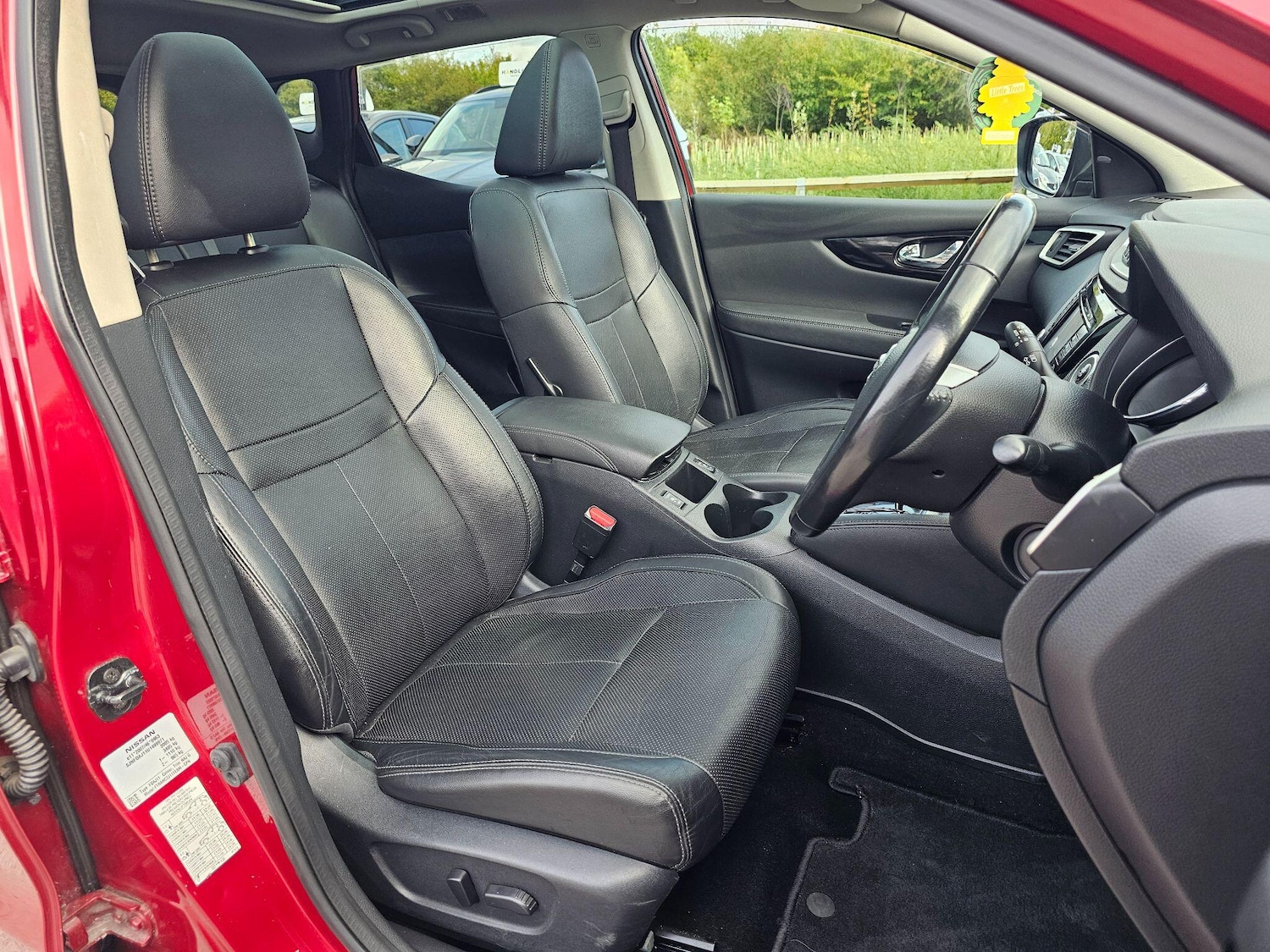 Used Nissan Qashqai 2015 for sale - 75990540: Photo 13